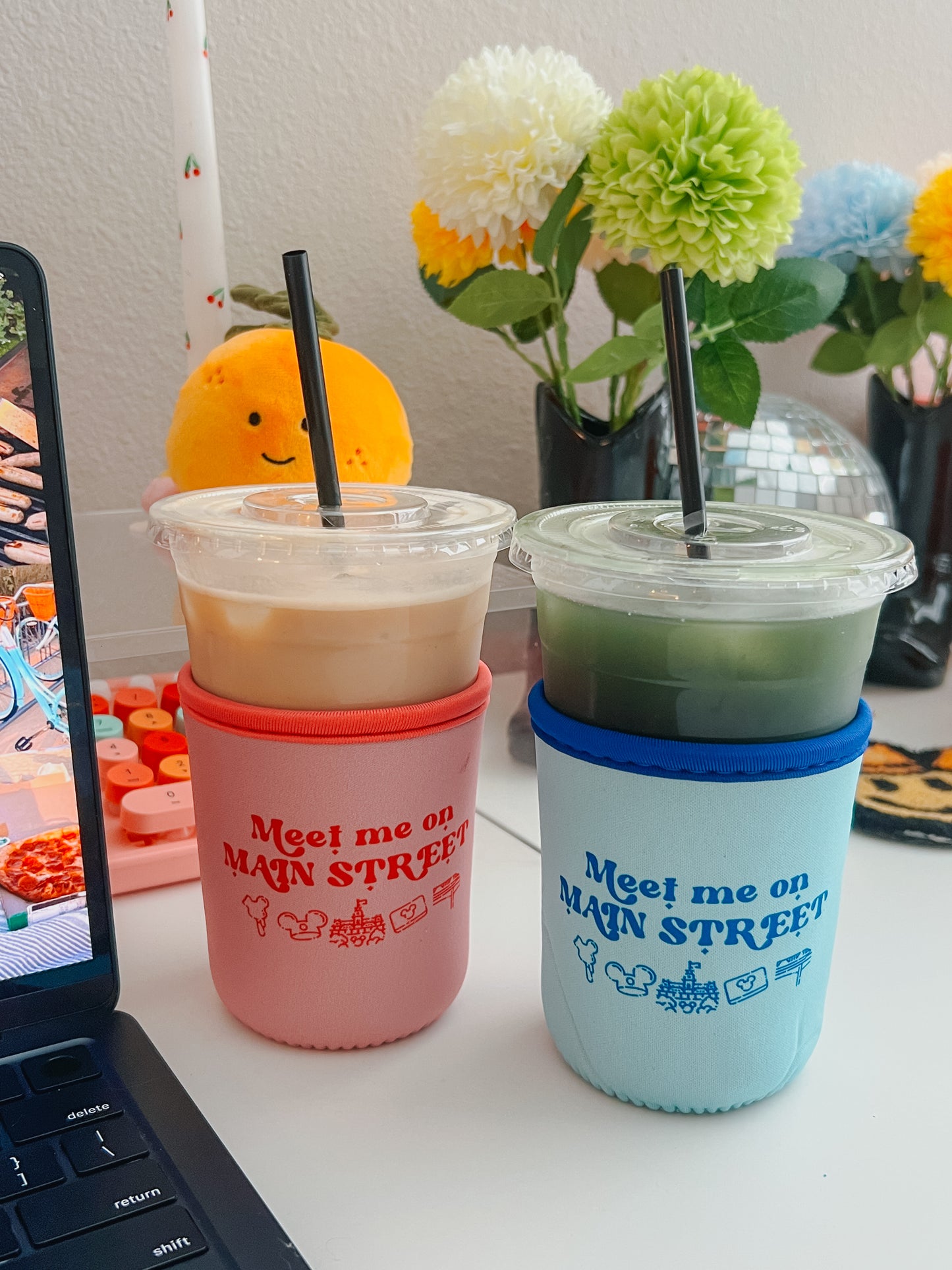 meet me on main street cup cover