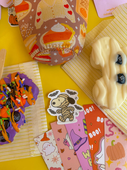 mummy snoopy sticker