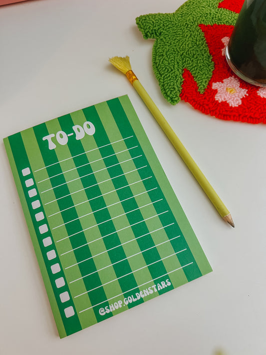 green to do list notepad