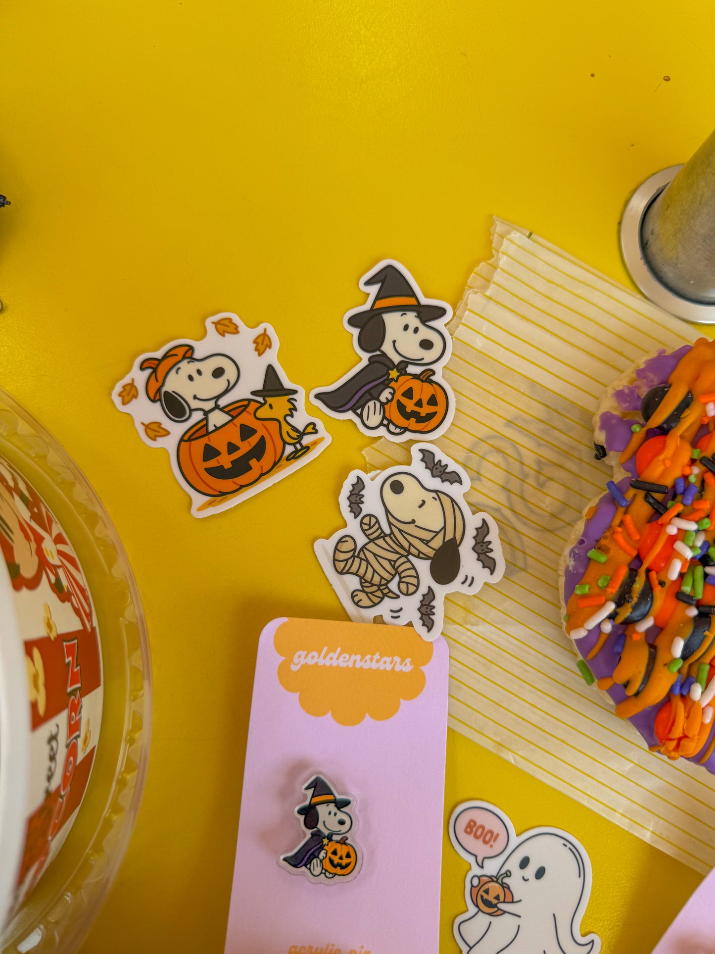 snoopy pumpkin sticker