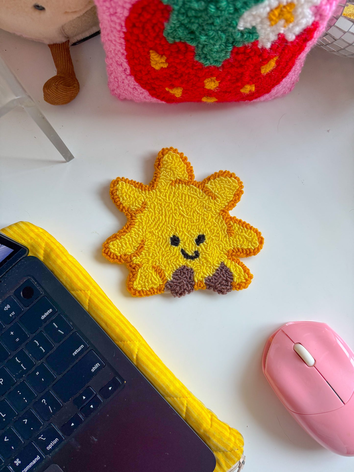 sunny mug rug
